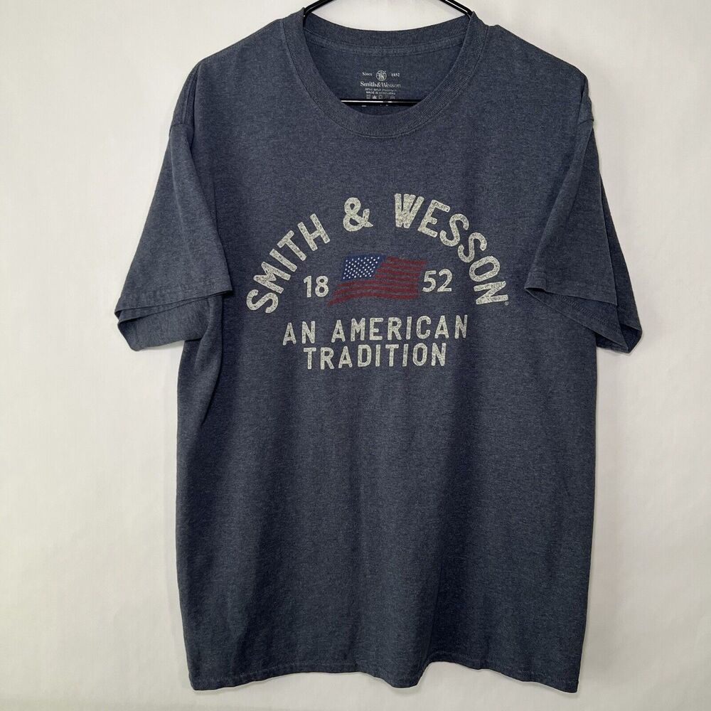Smith And Wesson T Shirt Mens Size Large Blue An American Tradition Short Sleeve